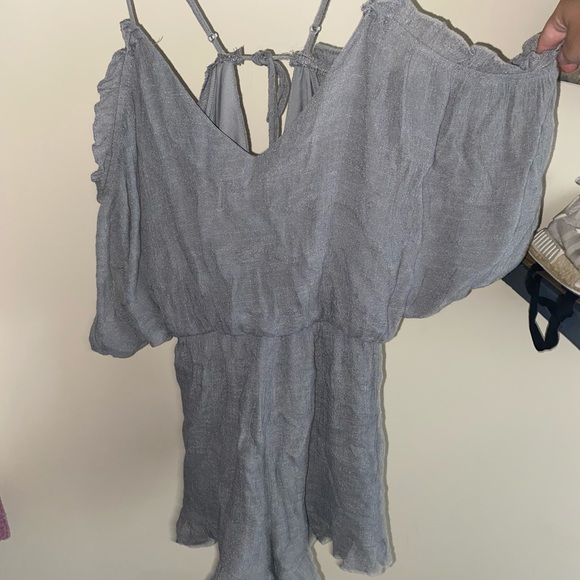 Gray Off the shoulder romper - Picture 3 of 5